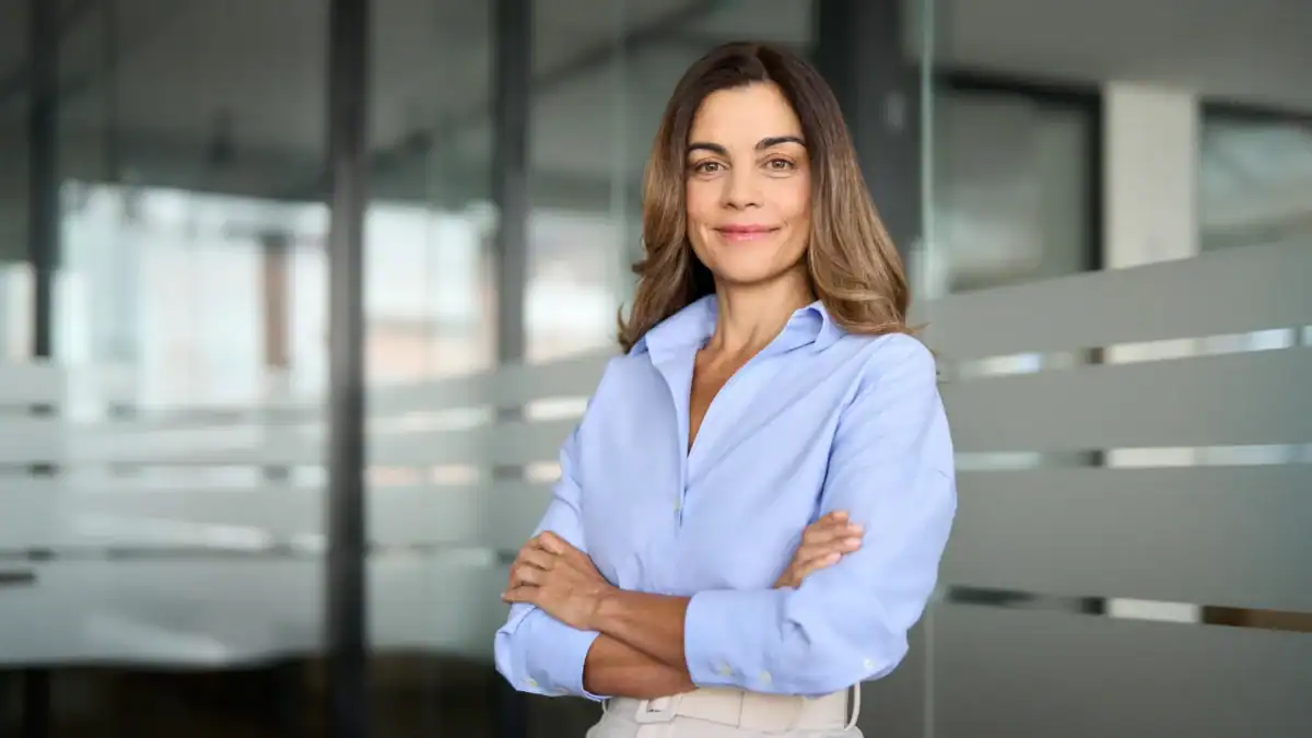 9 τρόποι με τους οποίους τα συναισθηματικά χειριστικά άτομα κάνουν όλους γύρω τους να νιώθουν μικροί