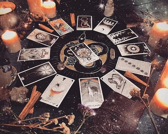 Δεν μπορείς να κρυφτείς πια: Το Ταρώ αποκαλύπτει όσα δεν είχες πει»